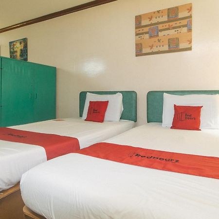 Reddoorz At Broadway Court Apartelle Кесон-Сіті Екстер'єр фото